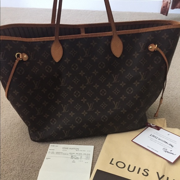 Louis Vuitton Handbags - Authentic Louis Vuitton Handbag